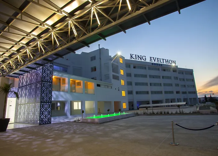 King Evelthon Beach Hotel & Resort Klorakas