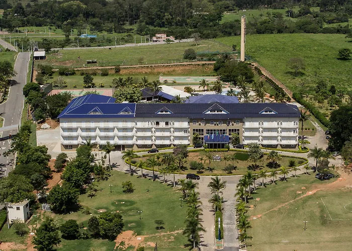 Colonial Plaza Hotel Pindamonhangaba