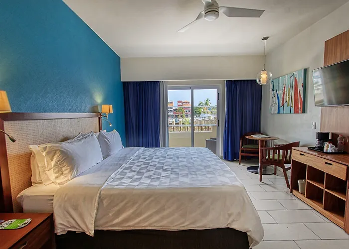 Holiday Inn Huatulco By Ihg