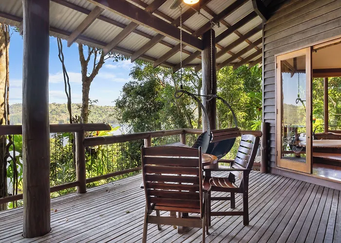 Secrets On The Lake Montville