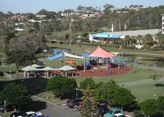 Meridian Alex Beach Apartments