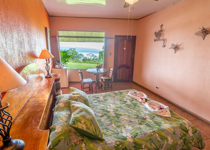 Hotel Nepenthe B&B