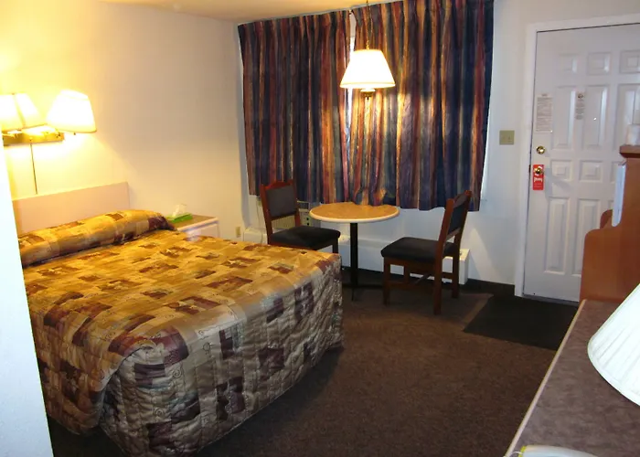 Chinook Motel