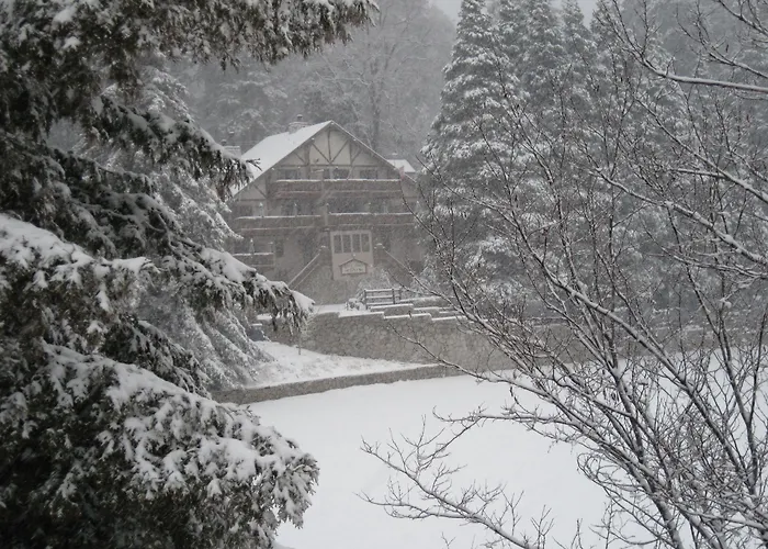 The North Shore Inn