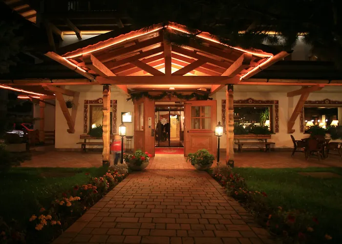 Hotel Salvan Campitello di Fassa