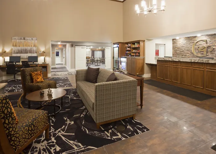 Grandstay Hotel & Suites - Morris