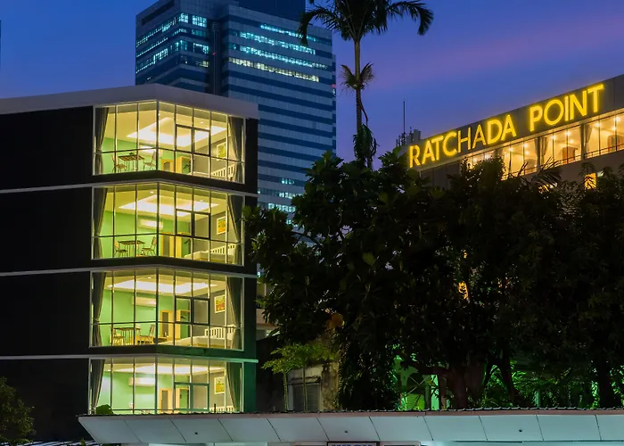 Ratchada Point Hotel