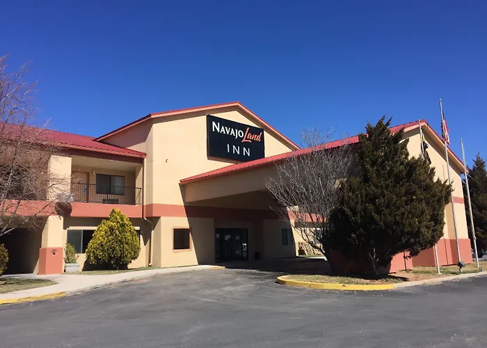 Navajoland Inn