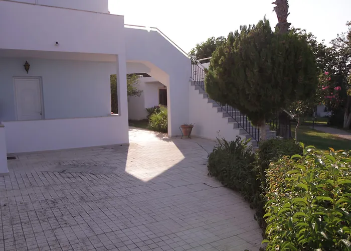 Ampavris Family Apartments