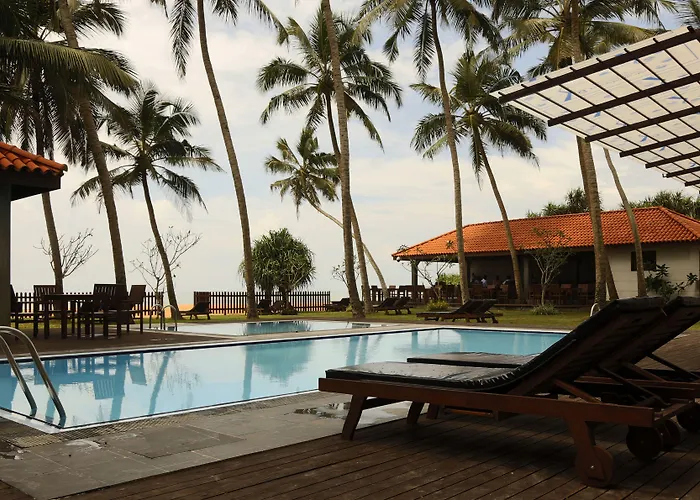 Blue Beach Hotel Wadduwa