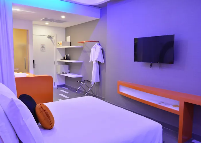 Sun & Moon, Urban Hotel Phnom Penh