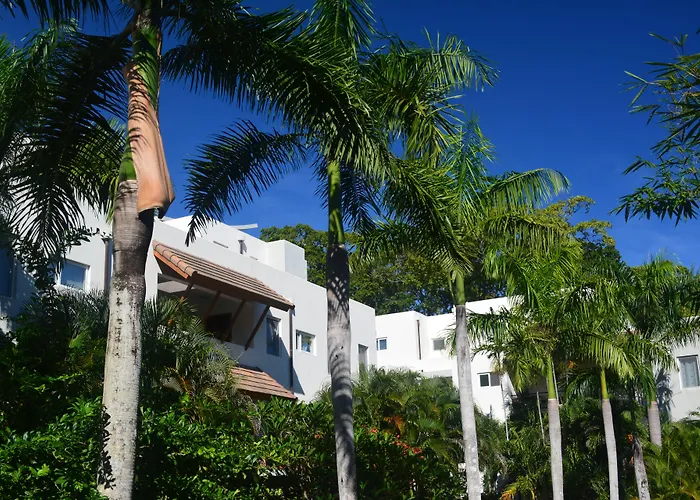 Instyle Residences At Infiniti Blu