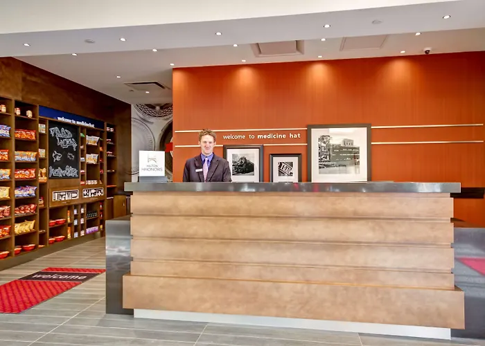 Hampton Inn & Suites - Medicine Hat