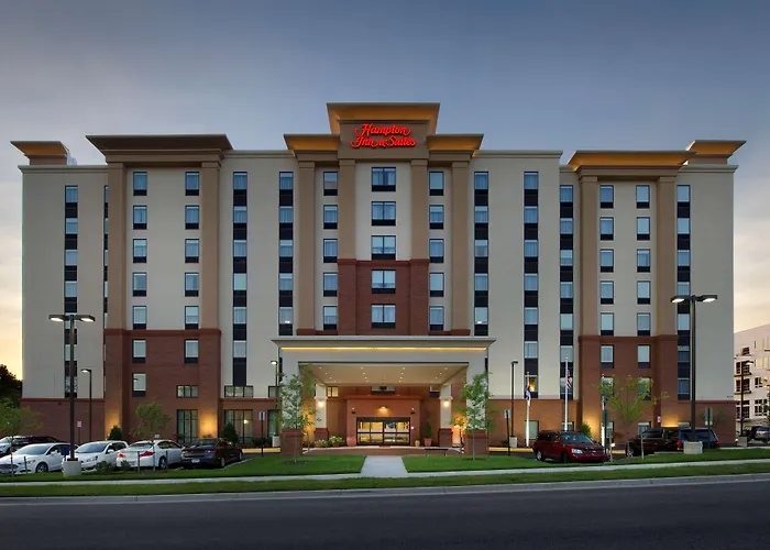 Hampton Inn & Suites Falls Church