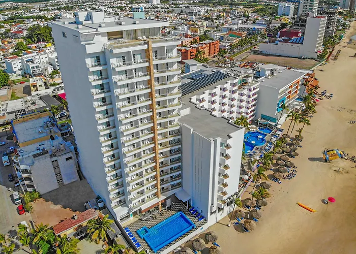 Pacific Palace Beach Tower Hotel