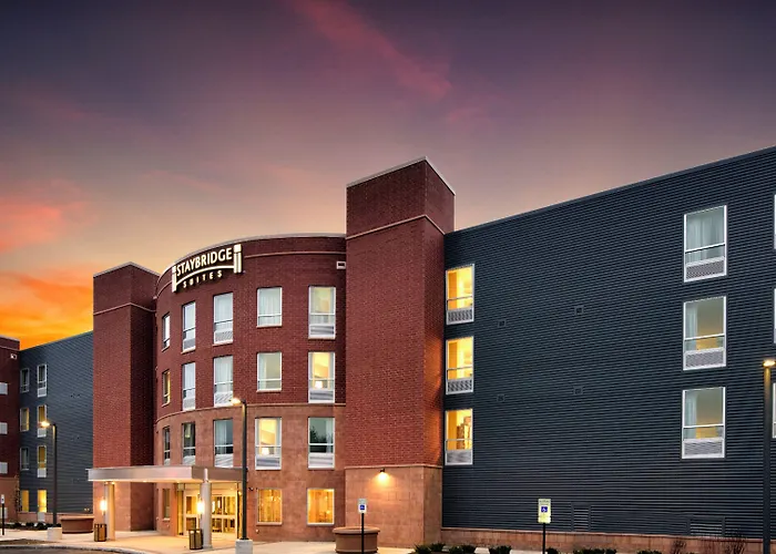Staybridge Suites Marquette By Ihg