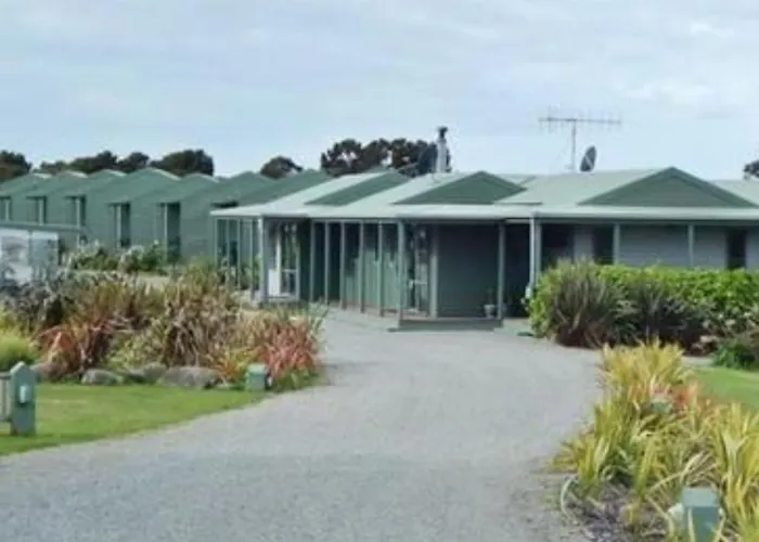 Omau Settlers Lodge Motel