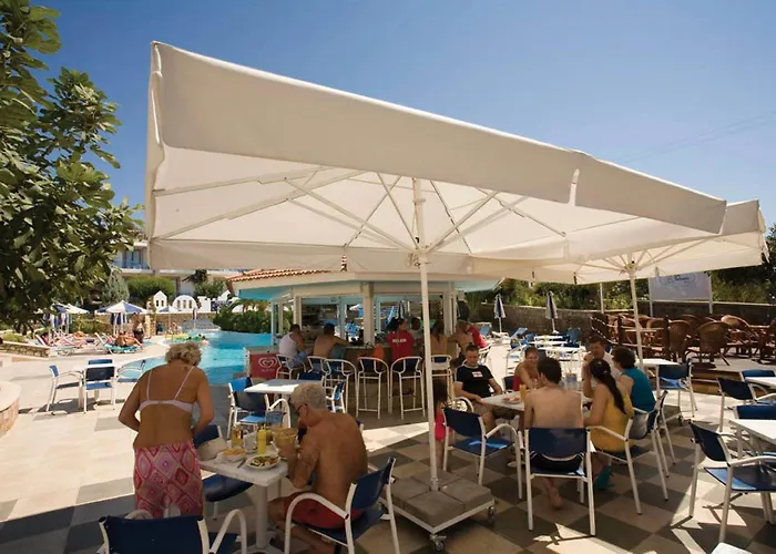 Pefki Islands Hotel