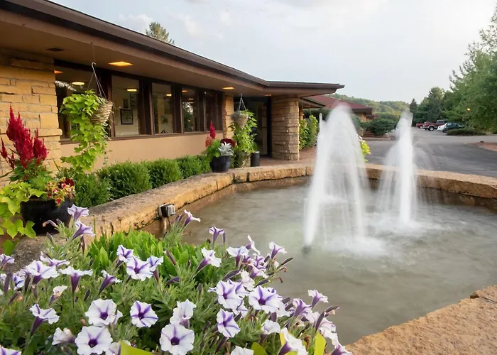 Spring Valley Inn Spring Green