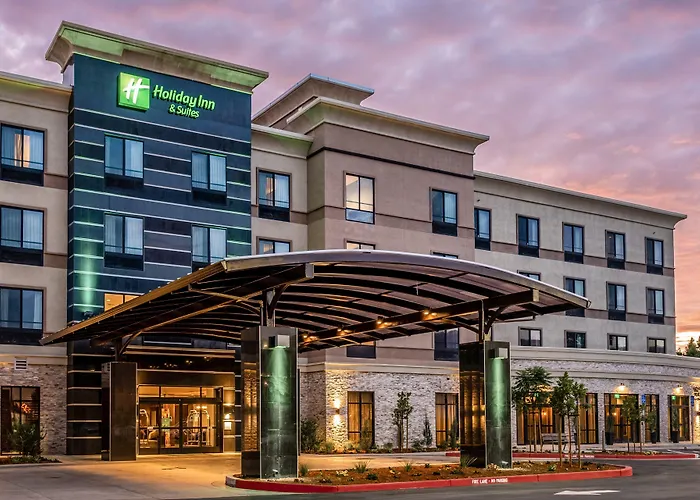 Holiday Inn & Suites Silicon Valley - Milpitas By Ihg