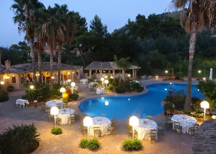 Hotel Porto Pirgos
