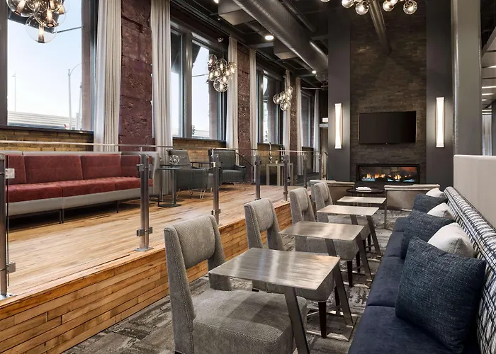 Homewood Suites By Hilton Milwaukee Downtown