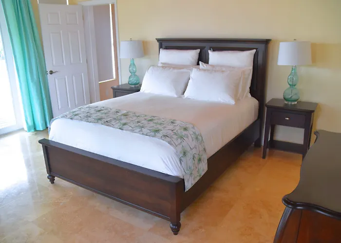 Dolphin Point Villas