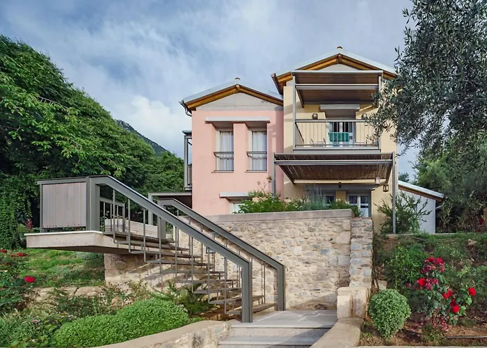Mazaraki Guesthouse