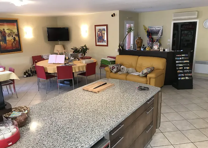 Chambres d'Hôtes La Coloniale Varetz