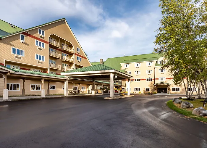 Grand Summit Hotel