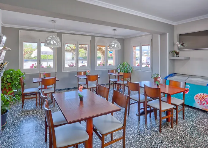 Hostal Mas Ferrer Cornellá de Terri