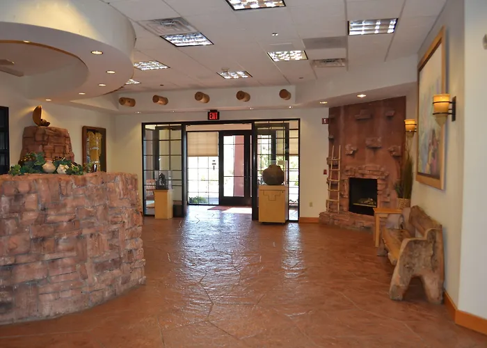 The Lodge At Cliff Castle Casino