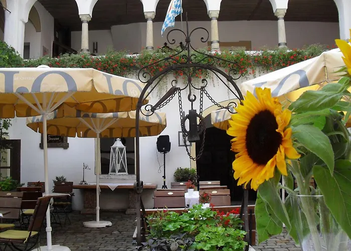Schlosshotel Neufahrn