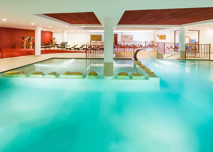 Hotel Almina Racines