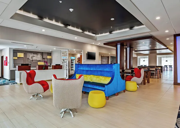 Holiday Inn Express & Suites Orlando- By Ihg