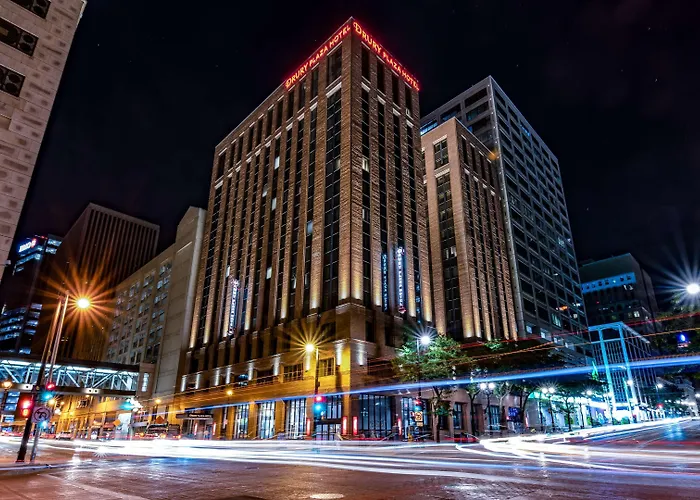 Drury Plaza Milwaukee Downtown