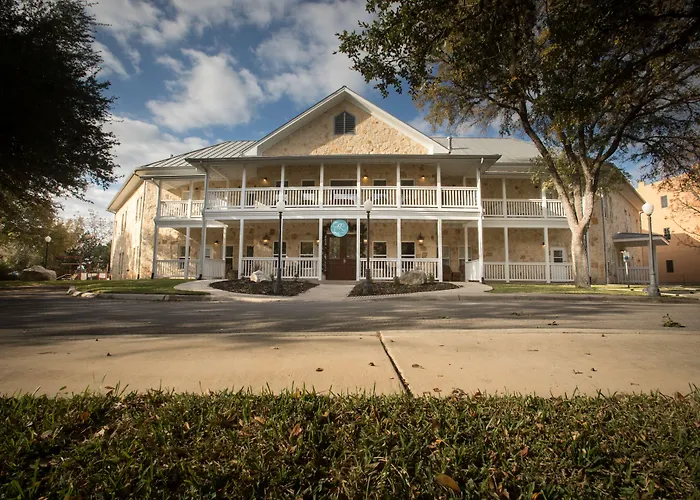 Gruene River & Retreat