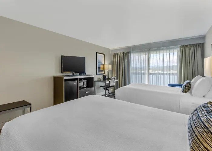 Best Western Pier Point Inn Florence
