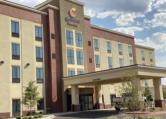 Comfort Suites West