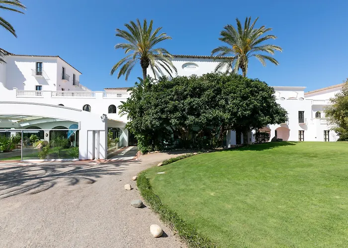 Phi Hotel Sighientu Capitana