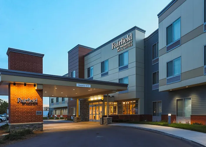 Fairfield Inn & Suites Marquette