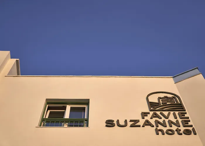 Favie Suzanne