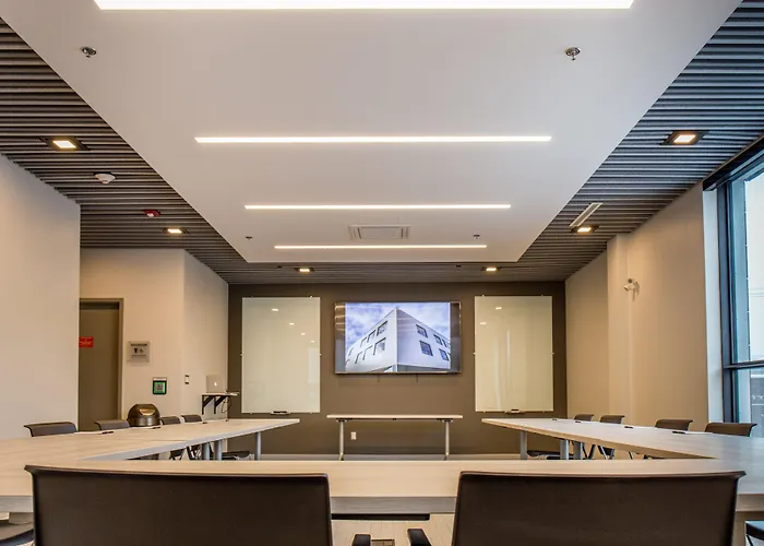 Hew & Draw Hotel Corner Brook