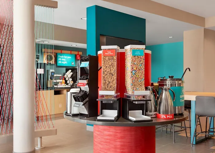 Avid Hotel Traverse City By Ihg