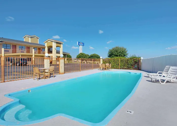 Baymont By Wyndham Bartonsville Poconos