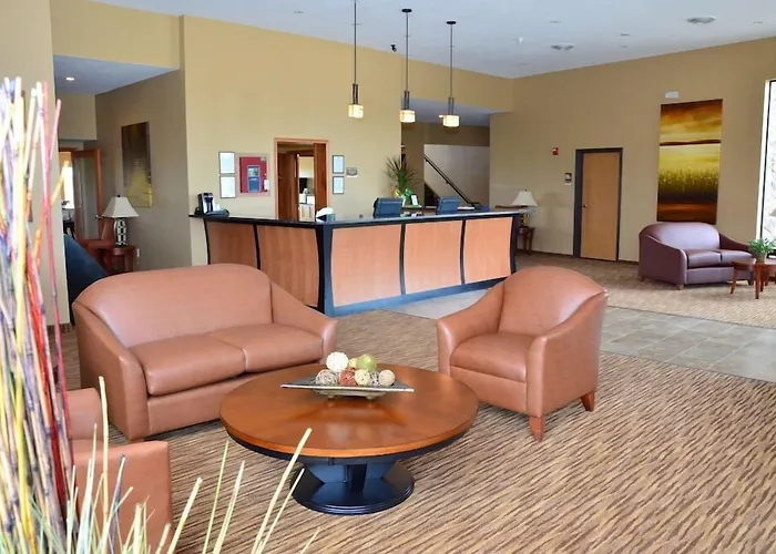 Cobblestone Inn & Suites - Newton