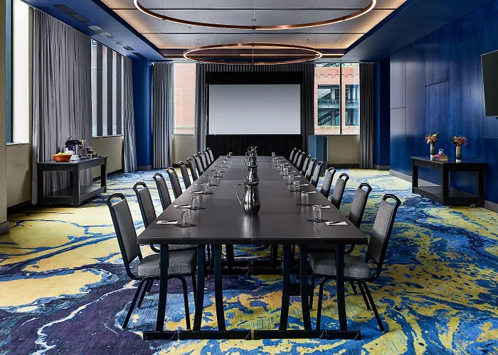 The Rally Hotel At Mcgregor Square Denver