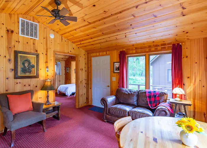 Lake Creek Lodge Camp Sherman