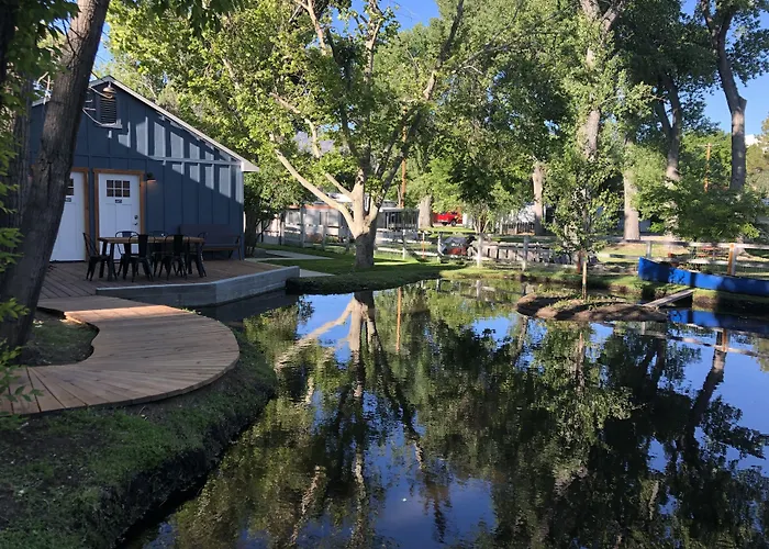 Eastside Guesthouse And Bivy