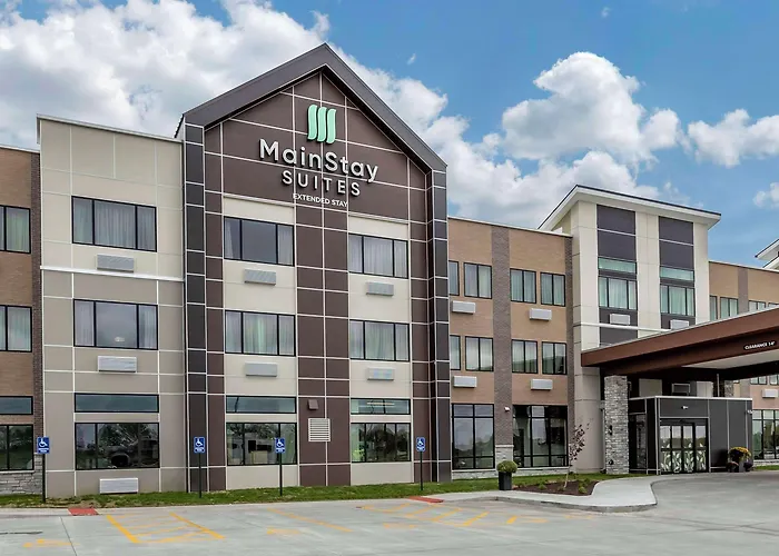 Mainstay Suites Milwaukee-Franklin